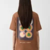 Das Bonjour Korea T-Shirt Logo-T-Shirt – exklusiv online und in unseren südkoreanischen Verkaufsstellen erhältlich