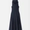 Das Denimkleid von Triangle de Nîmes Denimkleid mit hohem Stehkragen