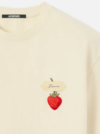 Das Erdbeer-T-Shirt Logo-T-Shirt mit Erdbeer-Aufnäher