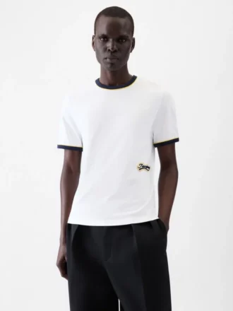 Das Gio T-Shirt Kurzärmeliges T-Shirt mit gesticktem Aufnäher