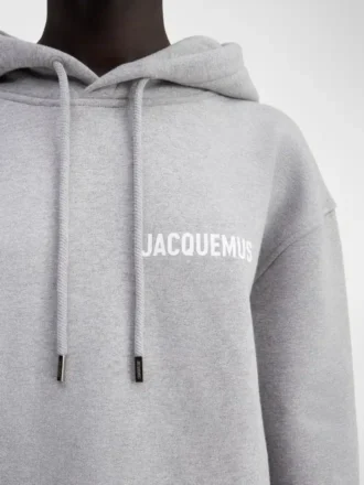 Das JACQUEMUS-Sweatshirt Sweatshirt mit Kapuze