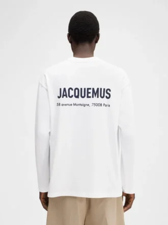 Das Langarm-T-Shirt mit Montaigne-Adresse Langarm-T-Shirt mit aufgedruckter Adresse und Logo – exklusiv online und in unserem Pariser Store erhältlich