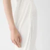 Das Plumetis-Strickkleid Drapiertes transparentes Kleid