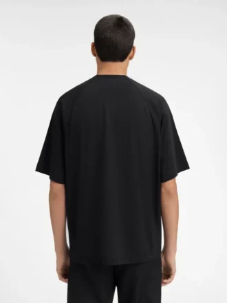 Das Typo-T-Shirt Raglan-Logo-T-Shirt
