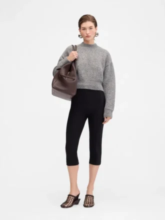 Der JACQUEMUS-Strickpullover mit Logo