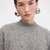 Der JACQUEMUS-Strickpullover mit Logo