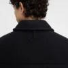 Der kurze Mantel Minimalistische, kastenförmige Jacke