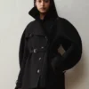 Der kurze Trenchcoat Ovalo Trenchcoat Hourglass