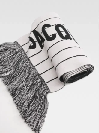 Der Liga-Schal Gestreifter Strickschal