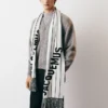 Der Liga-Schal Gestreifter Strickschal