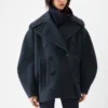 Der Ovalo-Peacoat Runder Peacoat