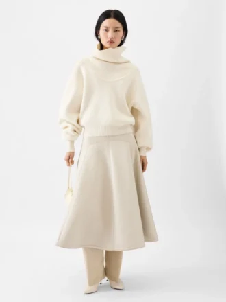 Der Pallone-Strick Pullover mit weitem Rollkragen