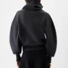 Der Pallone-Strick Pullover mit weitem Rollkragen