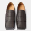 Die Carré-Loafer Quadratische Loafer