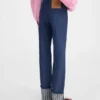 Die gerade geschnittene Jeanshose aus Denim Gerade geschnittene Jeans