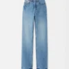 Die gerade geschnittene Jeanshose von de-Nîmes Jeans mit geradem Bein