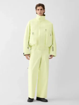 Die Gore-Tex-Jacke JACQUEMUS + Nike 2-in-1-Gore-Tex-Jacke – Zusammenarbeit zwischen JACQUEMUS und Nike
