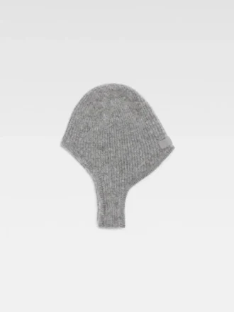 Die Gros Grain-Kapuze Kapuze mit Grosgrain-Logo