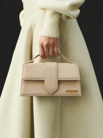 Die große Bambino Crossbody-Umhängetasche