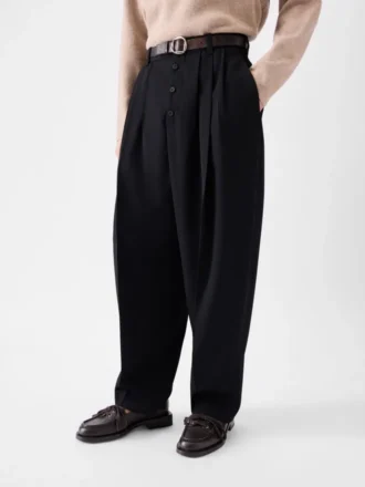 Die Hose Fernando Plissierte Hose mit Knöpfen