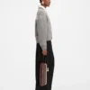 Die JACQUEMUS-Strickjacke Signature-Strickjacke
