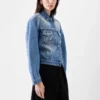 Die Jeansjacke von de-Nîmes Geschwungene Jeansjacke