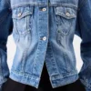 Die Jeansjacke von de-Nîmes Geschwungene Jeansjacke