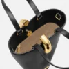 Die kleine asymmetrische Mini-Beuteltasche Bambola