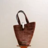 Die kleine Bambola Kleine asymmetrische Beuteltasche