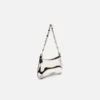 Die kleine Schultertasche Bisou Chaine Small