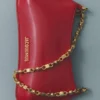 Die kleine Schultertasche Bisou Chaine Small