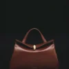 Die kleine Valérie Kleine gefaltete Tasche