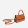 Die lange Handtasche Chiquito Long Signature