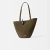 Die mittelgroße Bambola Medium Asymmetrische Beuteltasche
