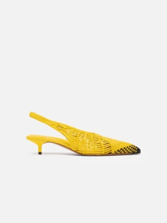 Die niedrigen Cubisto Banane Gewebte Banane-Slingbacks