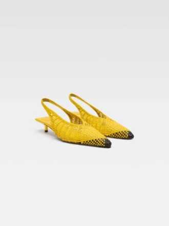 Die niedrigen Cubisto Banane Gewebte Banane-Slingbacks