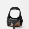 Die niedrigen Cubisto Banane Gewebte Banane-Slingbacks