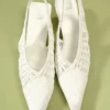 Die niedrigen Cubisto Banane Gewebte Banane-Slingbacks