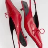 Die niedrigen Cubisto-Slingbacks Slingback-Kitten-Heels