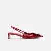 Die niedrigen Duelo-Slingbacks Runde und eckige Kitten Heels