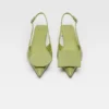 Die niedrigen Duelo-Slingbacks Runde und eckige Kitten Heels