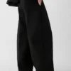 Die Ovalo-Hose Geschwungene Hose