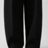 Die Ovalo-Hose Geschwungene Hose