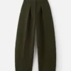 Die Ovalo-Hose Geschwungene Hose