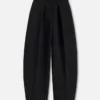 Die Ovalo-Hose Geschwungene Hose