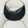 Die Ovalo-Tasche Hobo-Tasche