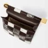 Die Rond Carré Clutch Take-out Clutch