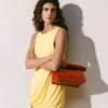 Die Rond Carré Clutch Take-out Clutch