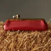 Die Salon-Clutch Lange Tasche mit Verschluss