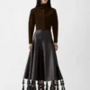 Die Scala-Strickjacke Strickjacke mit hohem Kragen
